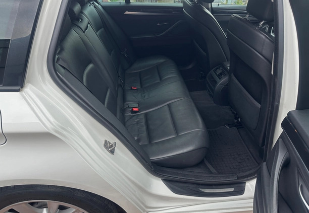 BMW Seria 5 cena 47900 przebieg: 335010, rok produkcji 2011 z Gliwice małe 742